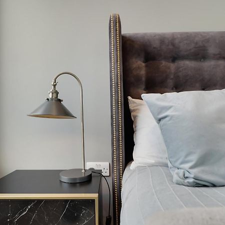 לונדון Modern And Spacious Penthouse Apartment In Putney With Free Parking מראה חיצוני תמונה