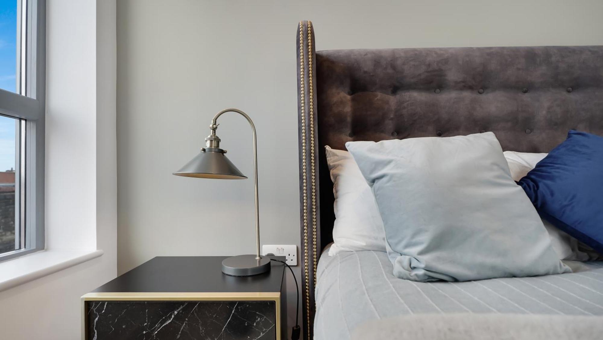 לונדון Modern And Spacious Penthouse Apartment In Putney With Free Parking מראה חיצוני תמונה